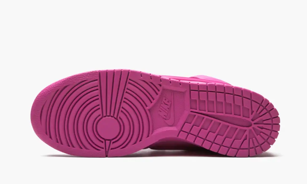 Dunk High SP "Ambush - Lethal Pink" 