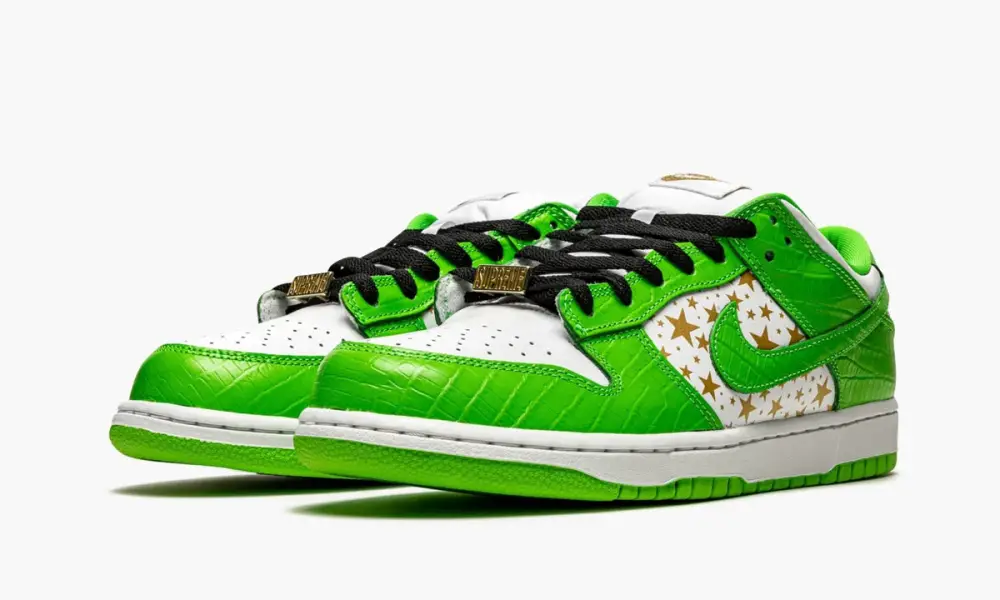 SB Dunk Low "Supreme - Stars - Mean Green" 