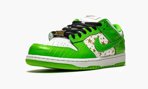 SB Dunk Low "Supreme - Stars - Mean Green" 