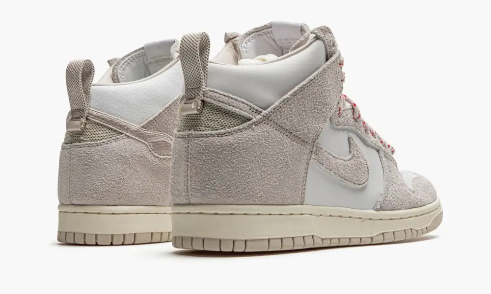 Dunk High SP "Notre - Light Orewood Brown" 