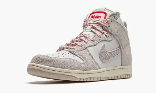 Dunk High SP "Notre - Light Orewood Brown" 