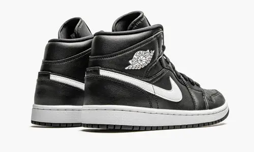 WMNS Air Jordan 1 "Black White"
