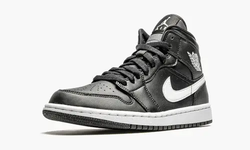 WMNS Air Jordan 1 "Black   White" 
