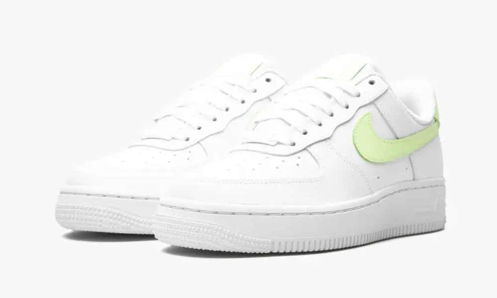 Air Force 1 Low '07 WMNS "White Barely Volt"