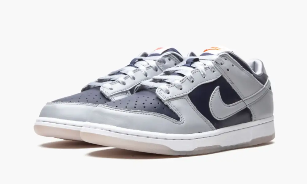 WMNS Dunk Low SP "College Navy Grey"