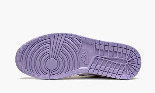 Air Jordan 1 Low SE "Arctic Punch" 