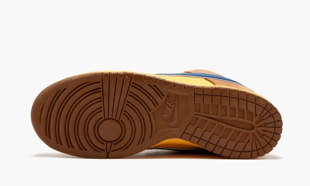Dunk Low Premium SB "New Castle" 