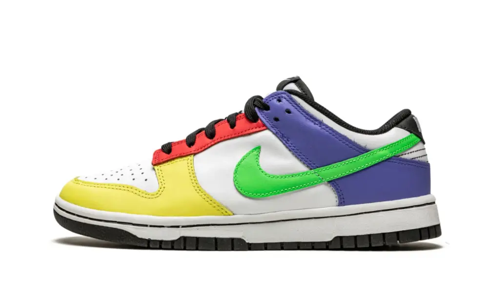 Dunk Low WMNS "Green Strike" 