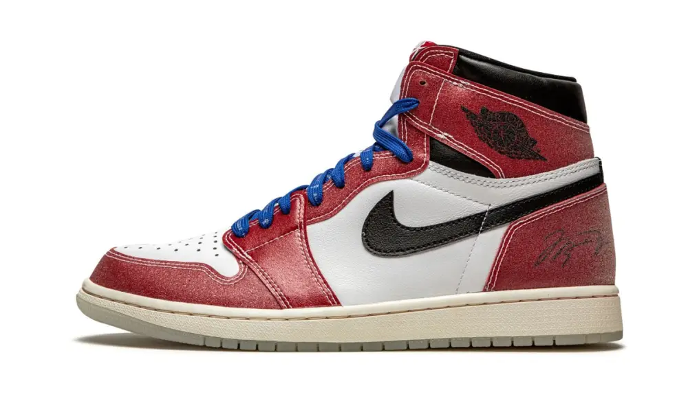 Air Jordan 1 Retro High OG "Trophy Room - With Blue Laces" 