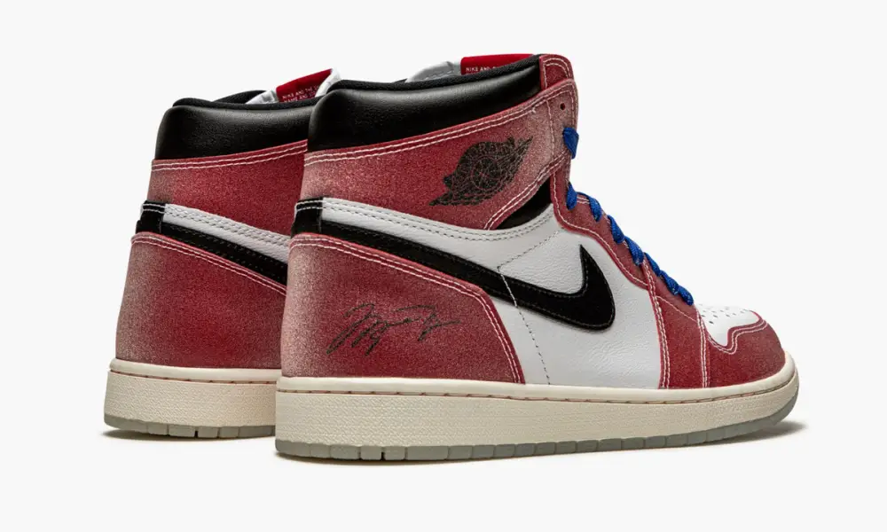 Air Jordan 1 Retro High OG "Trophy Room - With Blue Laces" 