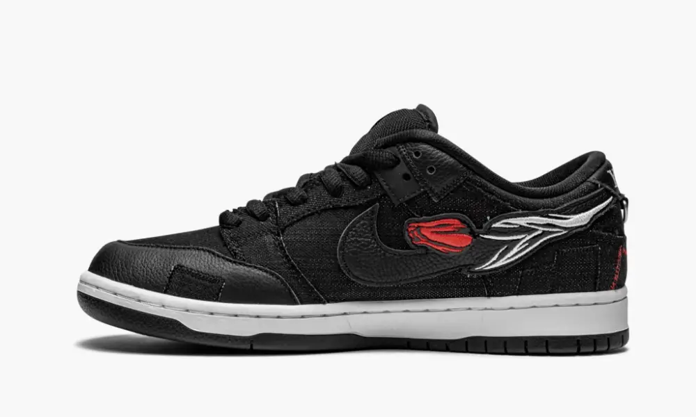 SB Dunk Low "Wasted Youth - Special Box" 