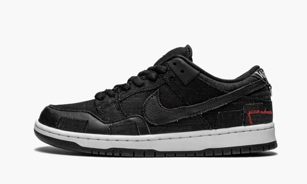 SB Dunk Low "Wasted Youth - Special Box" 