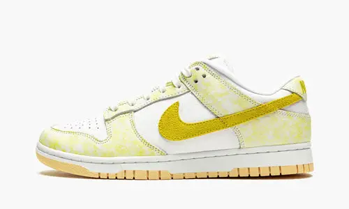 W Dunk Low "Yellow Strike" 
