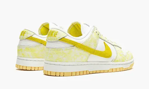W Dunk Low "Yellow Strike"
