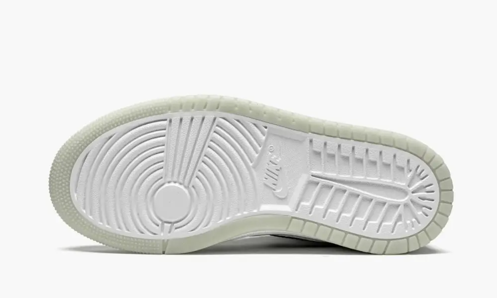 WMNS Air Jordan 1 Zoom CMFT "Light Bone" 
