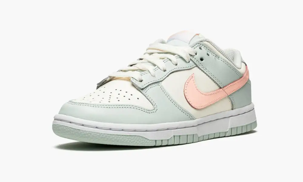 Dunk Low WMNS "Barely Green" 