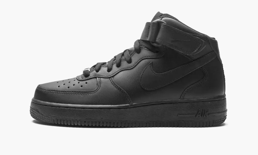 Air Force 1 Mid '07 "2021 Release Triple Black" 