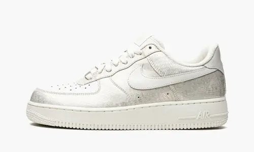 WMNS Air Force 1 '07 "Swan" 
