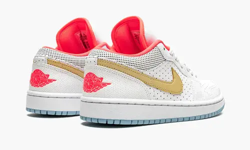 WMNS Air Jordan 1 Low SE "White Sesame Flash Crimson"