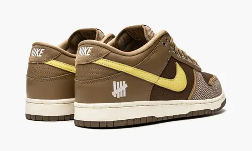 Dunk Low SP "Undefeated - Canteen"