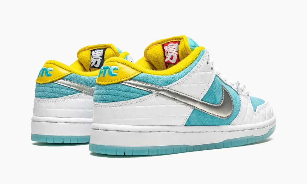 SB Dunk Low "FTC Lagoon Pulse" 
