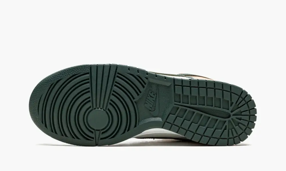 Dunk Low SE "Multi-Camo"