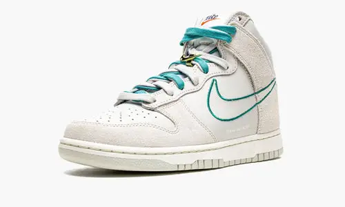 Dunk High SE "First Use - Green Noise" 
