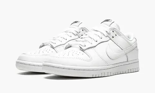 WMNS Dunk Low "Triple White" 