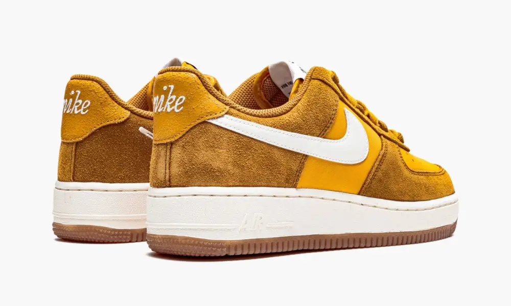 WMNS Air Force 1 '07 SE "First Use" 