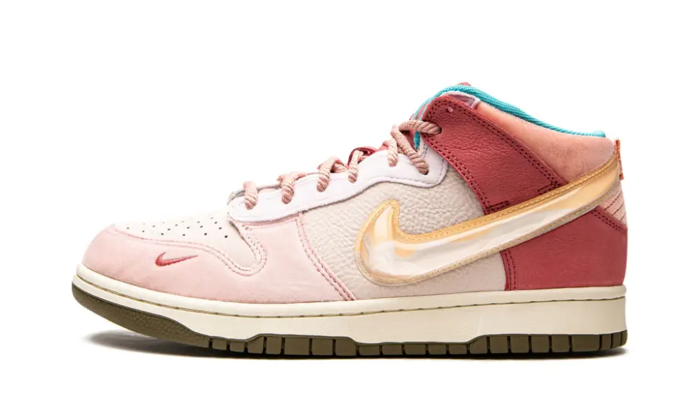 Dunk Mid "Social Status - Strawberry Chocolate" F8561894