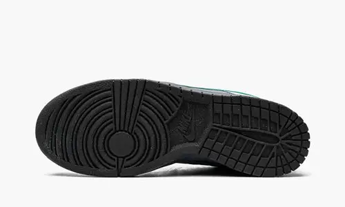 WMNS Dunk Low Premium 