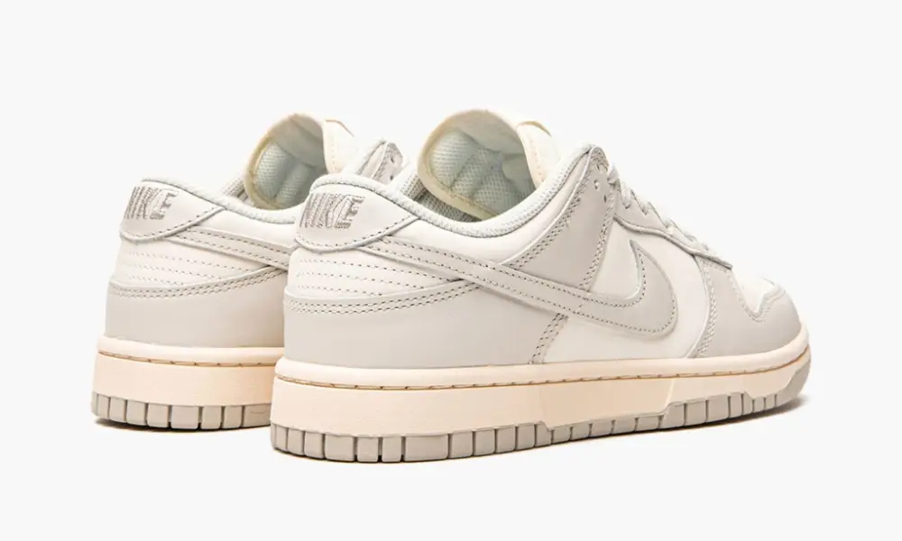 WMNS Dunk Low "Light Bone"