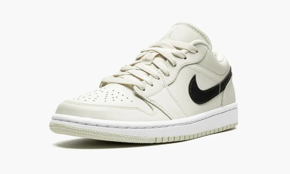 WMNS Air Jordan 1 Low "Coconut Milk" 