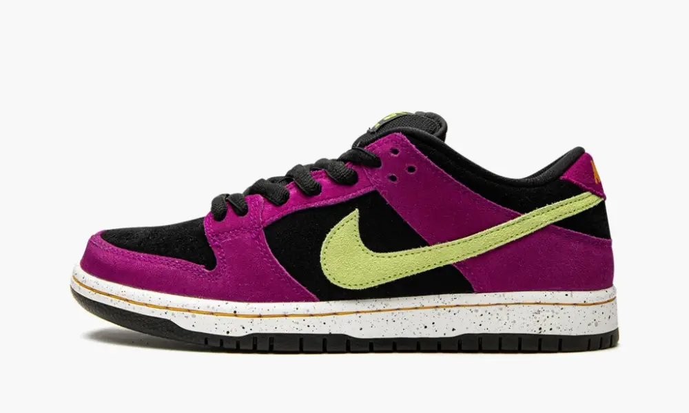 SB Dunk Low "ACG Terra Red Plum" 