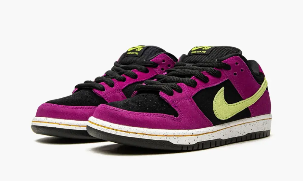 SB Dunk Low "ACG Terra Red Plum" 