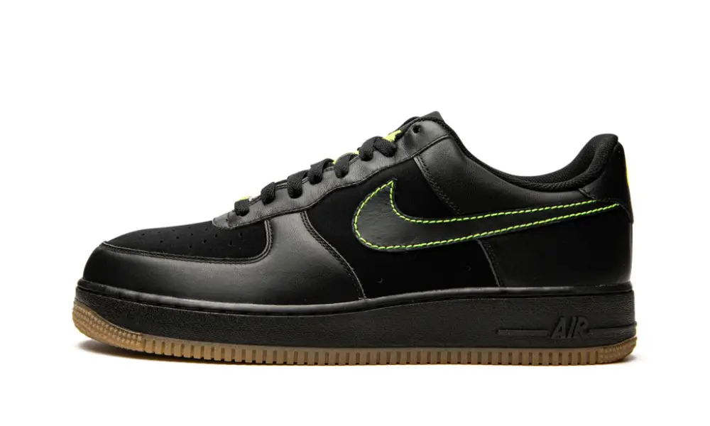 Air Force 1 '07 "Black  Volt" 
