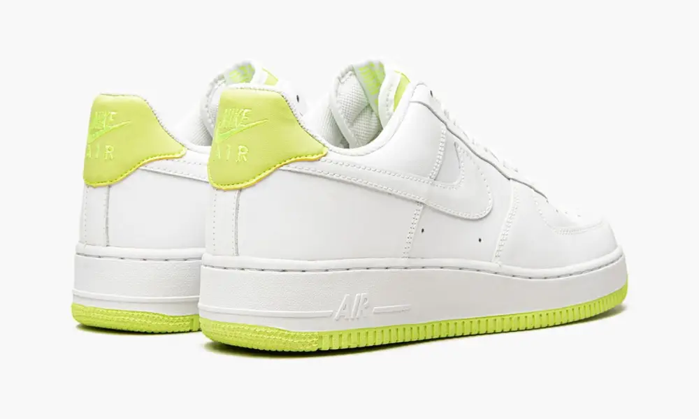 Air Force 1 '07 "White   Volt" 