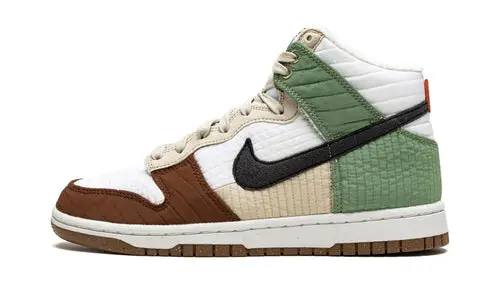 WMNS Dunk High LX "Toasty" 