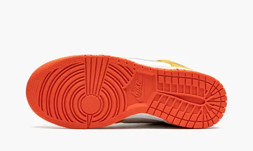 WMNS Nike Dunk High "University Gold" 