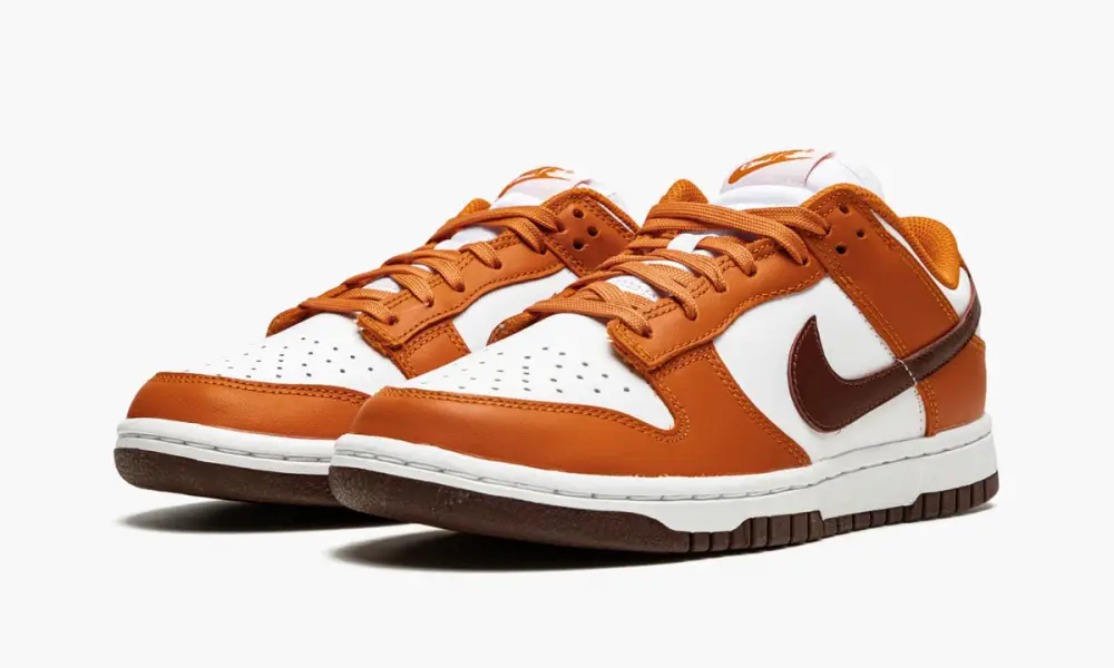 Dunk Low WMNS "Bronze Eclipse" 