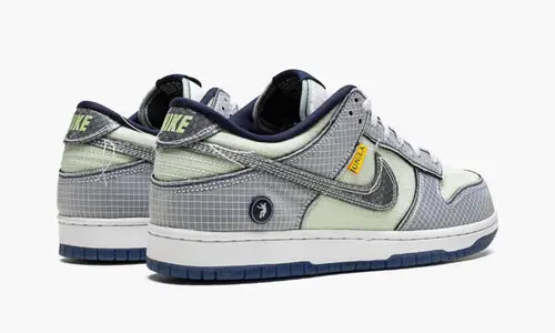 Dunk Low "Union - Passport Pack - Pistachio" 