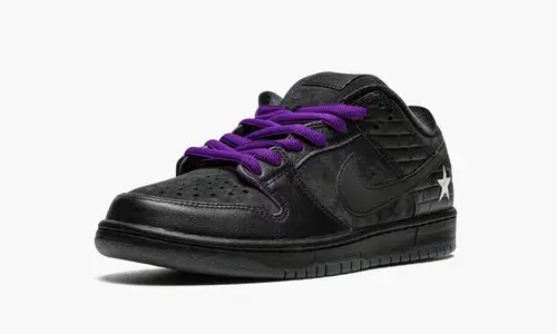 Nike SB Dunk Low "Familia First Avenue" 