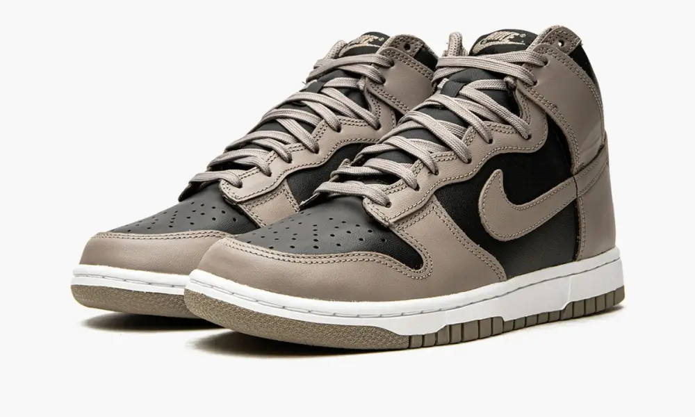 Dunk High WMNS "Moon Fossil" 