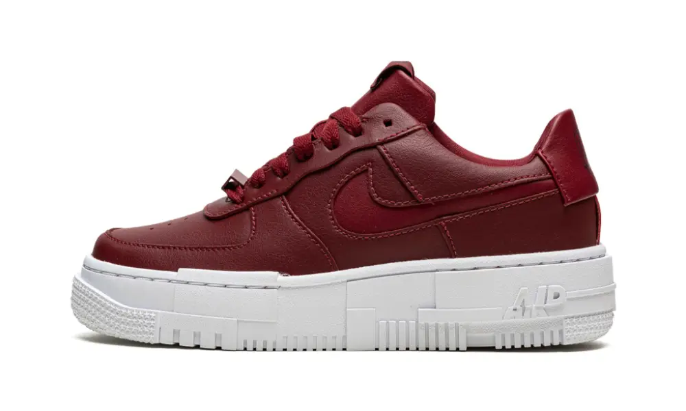 WMNS Air Force 1 Pixel "Team Red" 
