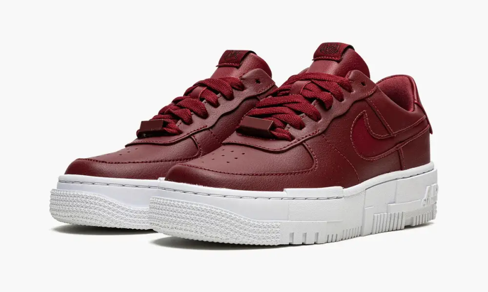 WMNS Air Force 1 Pixel "Team Red" 