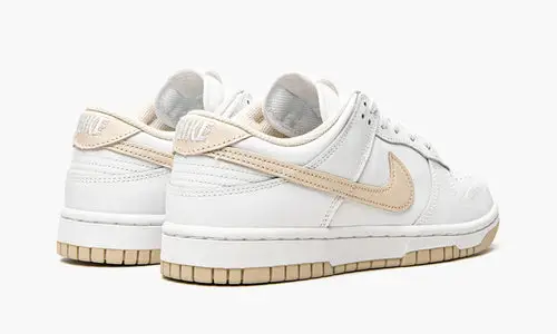 WMNS Dunk Low "Pearl White" 