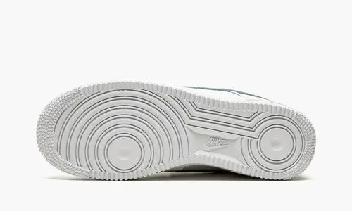 W Air Force 1 '07 ESS "Glitter Swoosh - Celery"