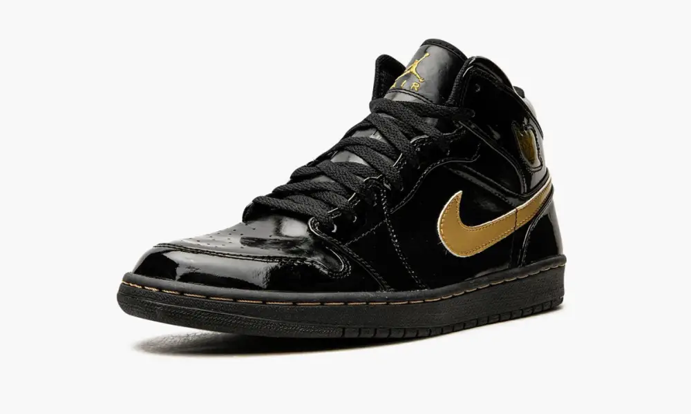 Air Jordan 1 Retro "Black Metallic Gold (2003)" 