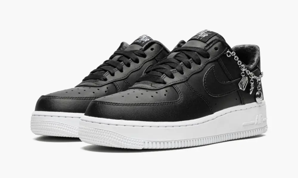 WMNS AIR FORCE 1 '07 LX "Lucky Charms - Black"