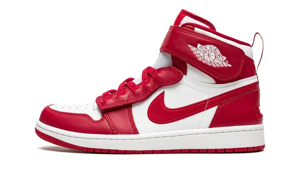 Air Jordan 1 Hi FlyEase 